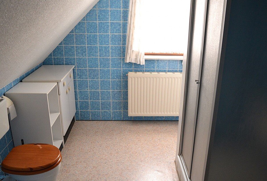 DG: Badezimmer Einfamilienhaus Lamspringe