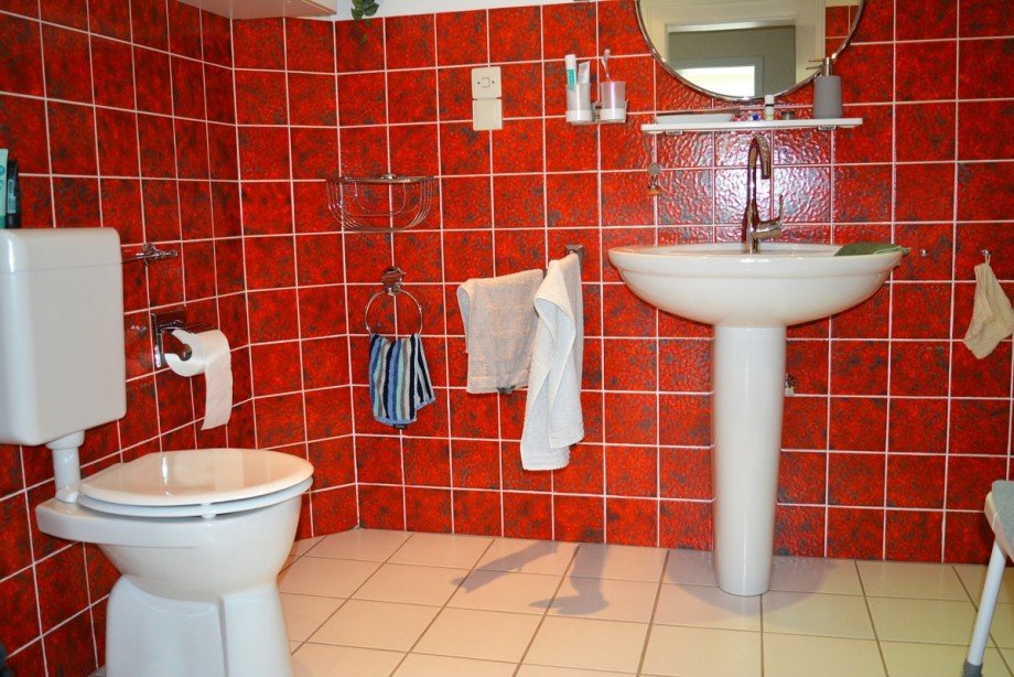 Badezimmer Doppelhaush�lfte Elze