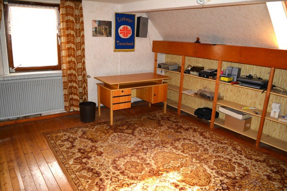 Zimmer DG Einfamilienhaus Nienst�dt