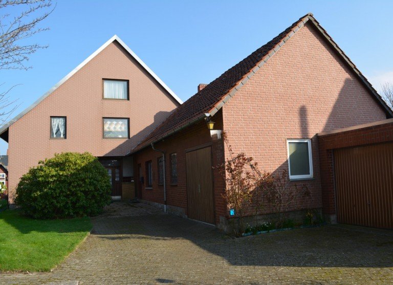 Ansicht Westseite Nienst�dt Einfamilienhaus Viele Platz f�r Ihre Visionen auf gro�em Grundst�ck mit Gestaltungspotential im Einfamilienhaus