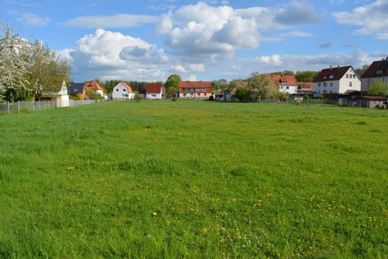 Blickrichtung Triftstra�e Duingen Wohngrundst�ck 15 projektierte Baugrundst�cke im Neubaugebiet Bruchwiesen Duingen ab ca. 436 m� / KP 24.300 Euro